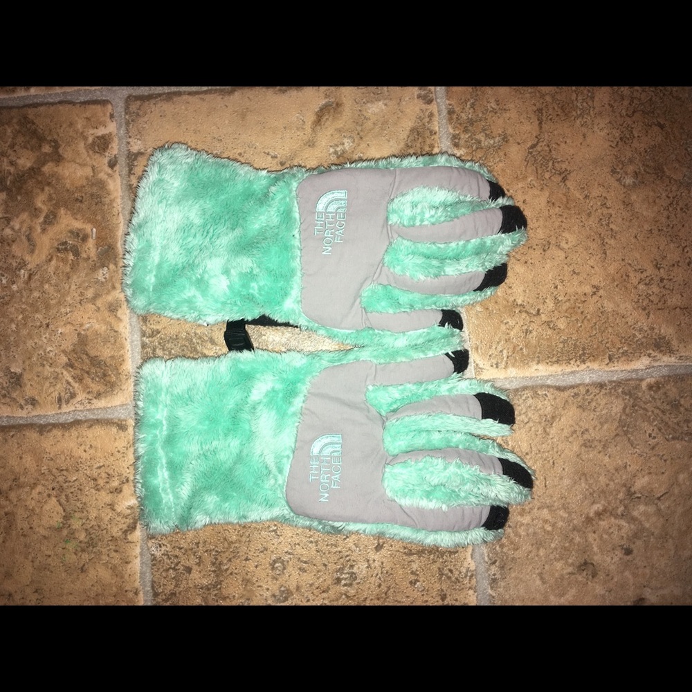 ❄️North face gloves❄️